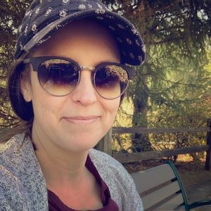 Meet your Posher, Lindsey